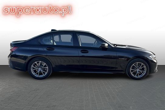BMW Seria 3 318i