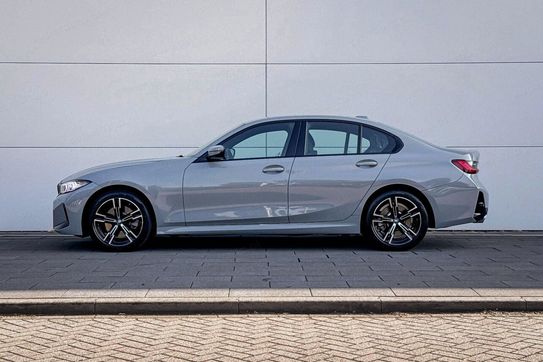 BMW Seria 3 320i xDrive M Sport