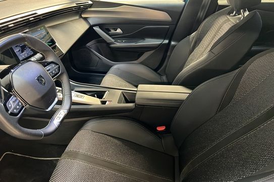 Peugeot 408 GT 1.2 mHEV e-DCS6