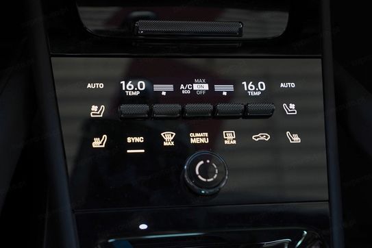 Porsche Cayenne Coupe E-Hybrid