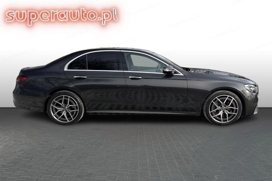 Mercedes E Klasa 220 d 4-Matic AMG