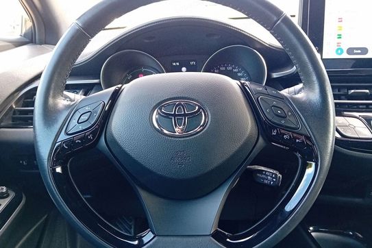 Toyota C-HR Hybrid Style