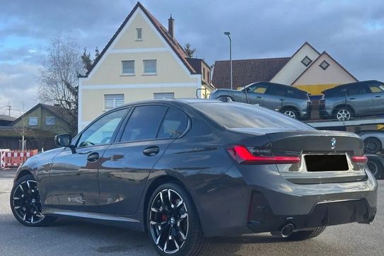 BMW Seria 3 330i xDrive M Sport