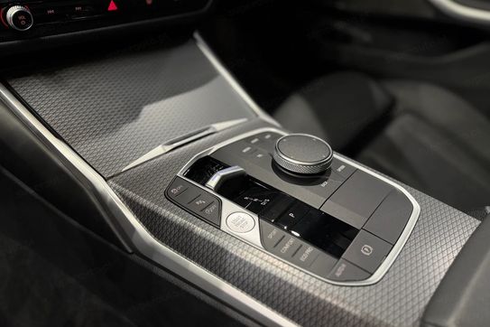 BMW Seria 3 330i xDrive M Sport