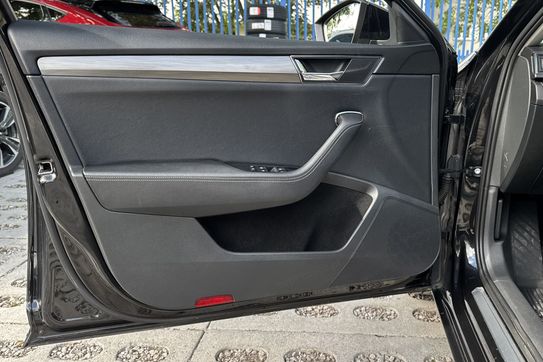 Skoda Superb Style 2.0 TSI  DSG