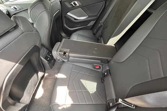 BMW Seria 2 220d mHEV