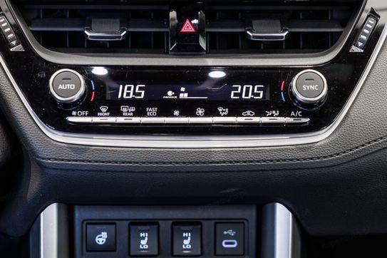 Toyota Corolla Cross 2.0 Hybrid Executive