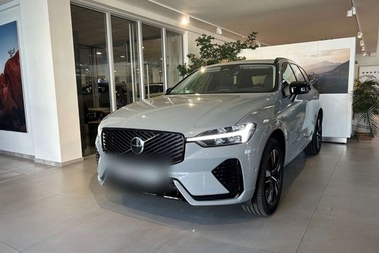 Volvo XC60 B5 AWD Plus Dark