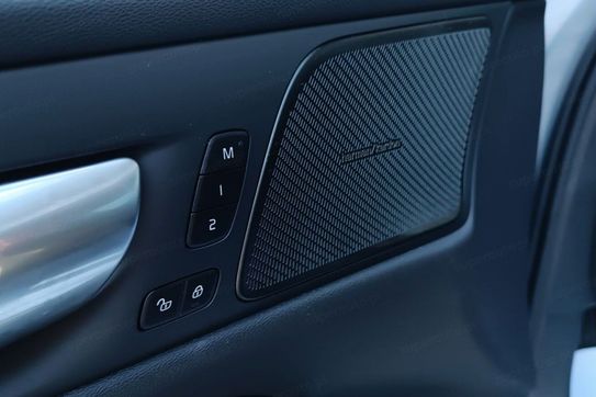 Volvo V60 T6 AWD Plug-In Hybrid Plus Dark