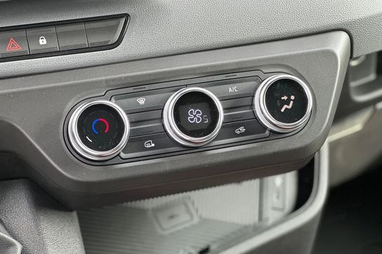 Renault Master L3 Kontener 8EP