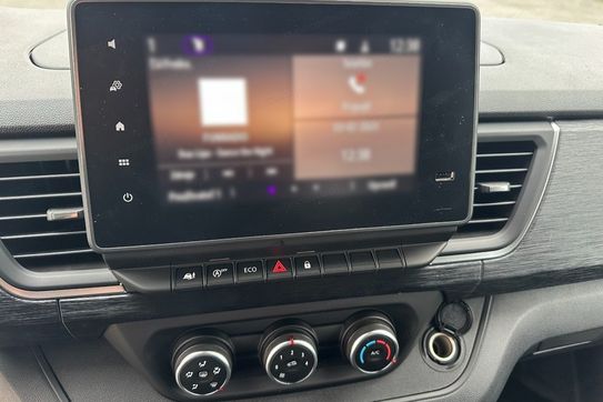 Renault Trafic L2H1 Extra AT9