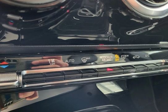 Mercedes CLA 200  Progressive