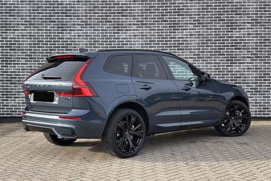 Volvo XC60 T6 Plug-In Hybrid AWD Ultra Black Edition