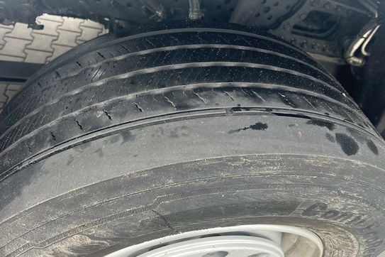 Mercedes Actros 1848 LS 4x2 BigSpace 963.403