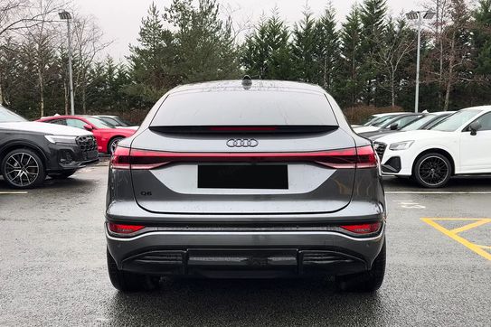 Audi Q6 e-tron S line Sportback