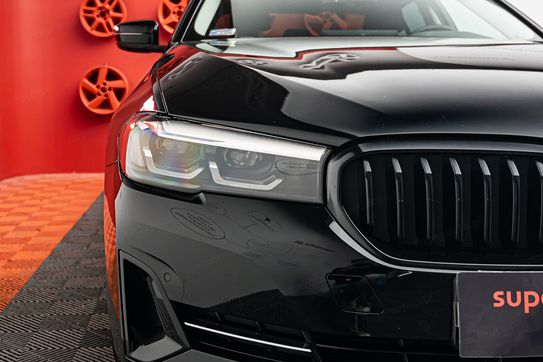 BMW Seria 5 518d  aut