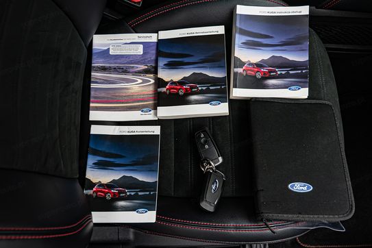 Ford Kuga 2.5 PHEV ST-Line X