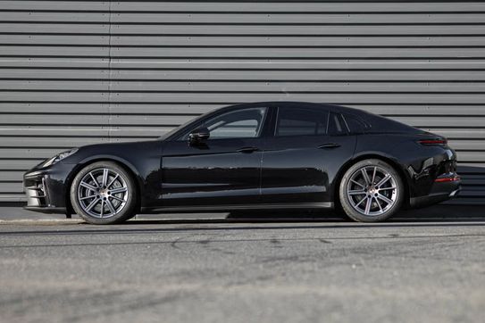 Porsche Panamera 4