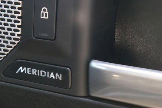Land Rover Defender 130 5.0 P425 Outbound