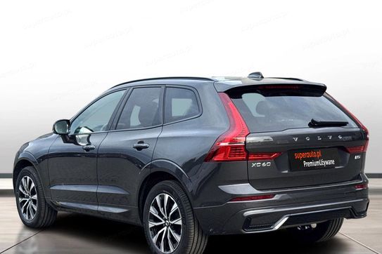 Volvo XC60 B5 B AWD Plus Dark aut