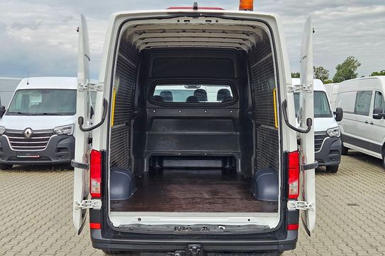 Volkswagen Crafter L4H2 Zabudowa Brygadowa AUT