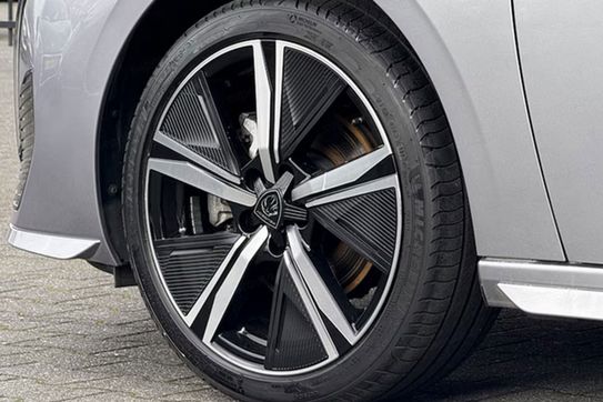 Peugeot 308 GT SW EAT8 1.5 BlueHDi