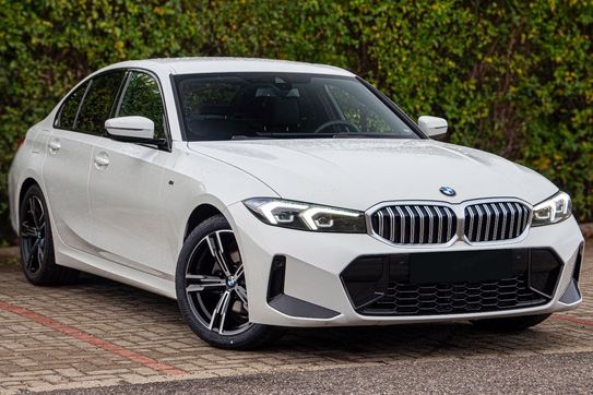 BMW Seria 3 330d xDrive M Sport