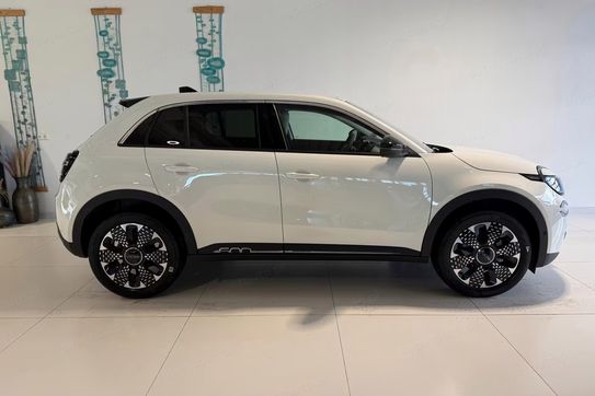 Fiat 600 La Prima 1.2 Turbo Hybrid eDCT