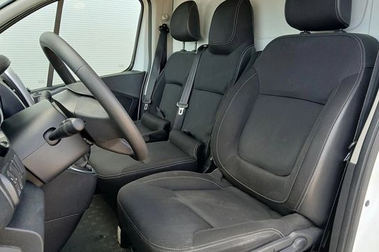 Renault Trafic 2.0 dCi L2H1 Pack Clim