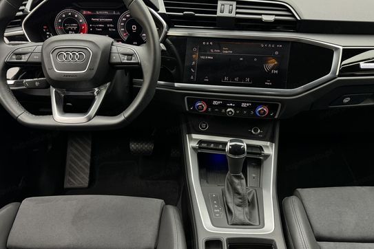 Audi Q3 35  TFSI S-Line