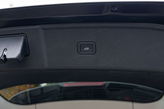 Hongqi HS5 2.0T AWD