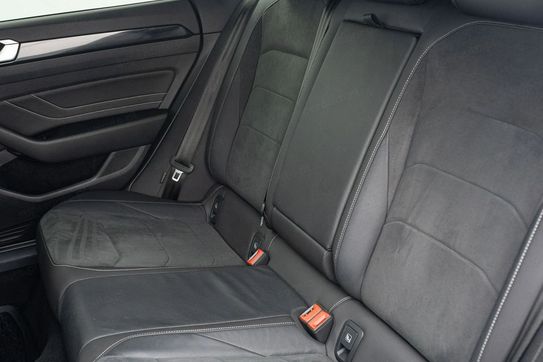 Volkswagen Arteon 2.0 TSI R-Line DSG
