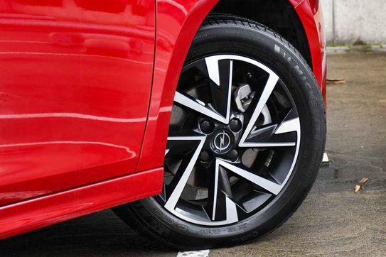 Opel Corsa GS  1.2 T mHEV eDCT