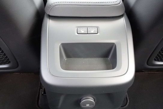Volvo XC60 T6 Plug-In Hybrid AWD Ultra Dark