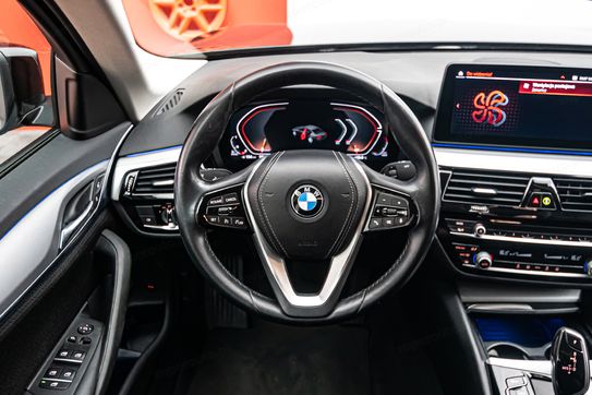 BMW Seria 5 518d  aut