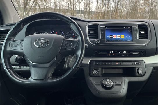 Toyota Proace Verso Long L2H1 VIP AT