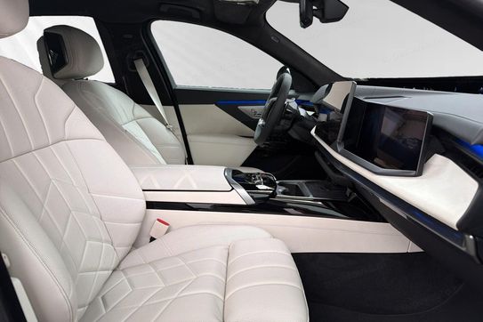 BMW Seria 7 740 xDrive M Sport