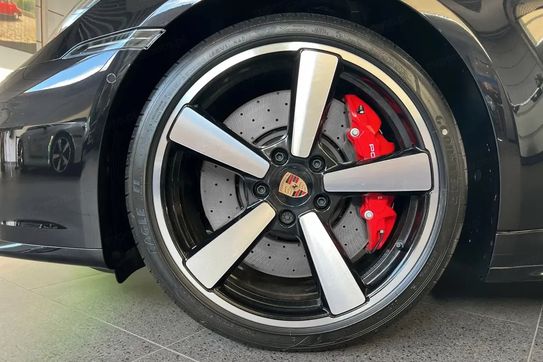 Porsche 911 Carrera S
