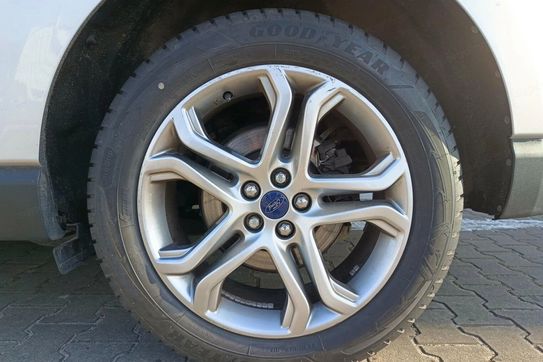 Ford EDGE 2.0 TDCi Twin-Turbo 4WD  Titanium