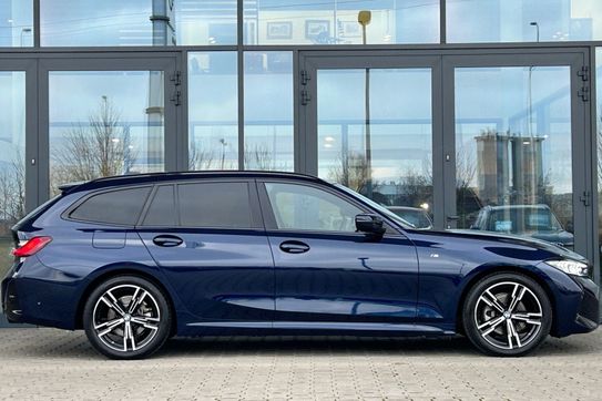 BMW Seria 3 320d xDrive Touring