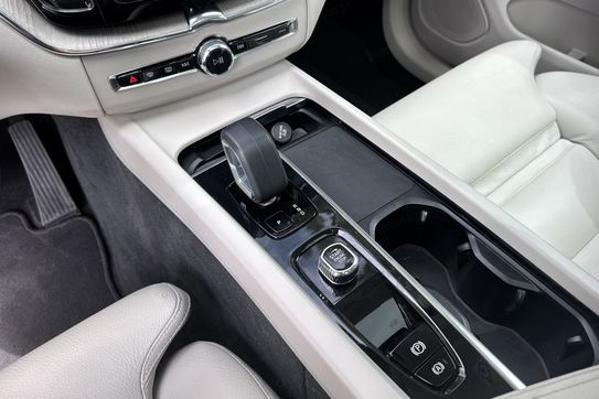 Volvo XC60 B6 B AWD Ultimate Bright