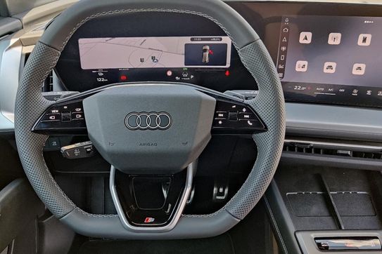 Audi Q4 e-tron S line