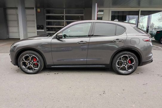 Alfa Romeo Stelvio 2.0 Turbo Veloce Q4