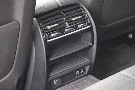 BMW Seria 5 520d xDrive Sport Line sport-aut