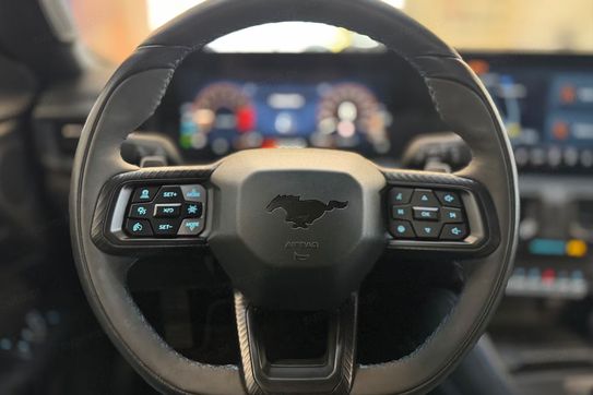 Ford Mustang Dark Horse aut 5.0 Ti-VCT V8