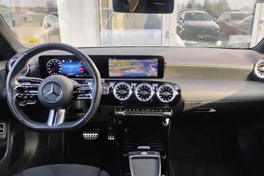 Mercedes CLA 180 mHEV AMG Line 7G-DCT