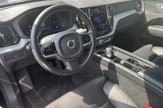 Volvo XC60 B4 B Plus Dark