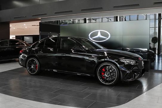 Mercedes Klasa E AMG 53 4Matic+ Hybrid
