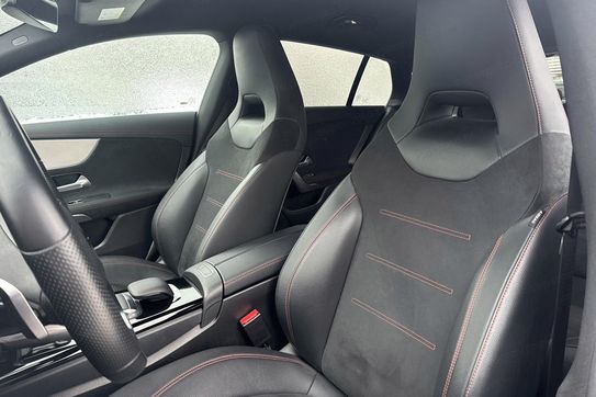Mercedes CLA 250 e AMG Line 8G-DCT