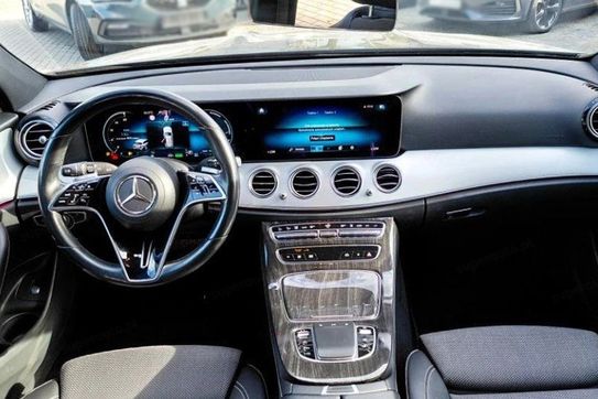 Mercedes Klasa E 300 d 4-Matic Avantgarde